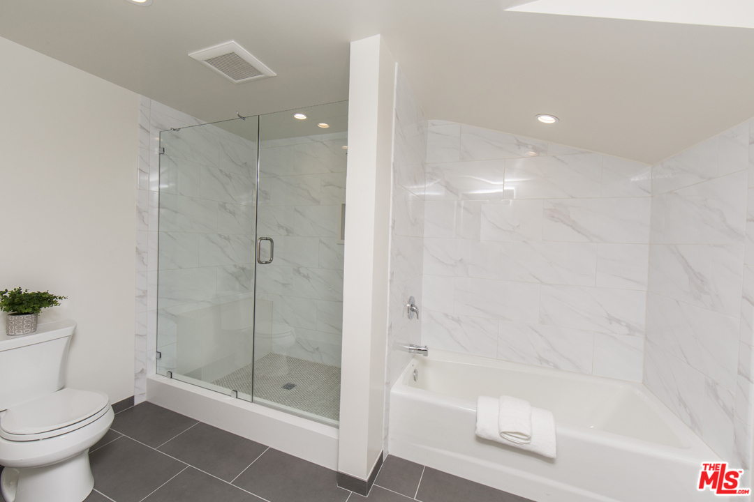 7900 West 83rd Street Playa del Rey, CA 90293 - Photo 34 of 39 Gallery Image 34