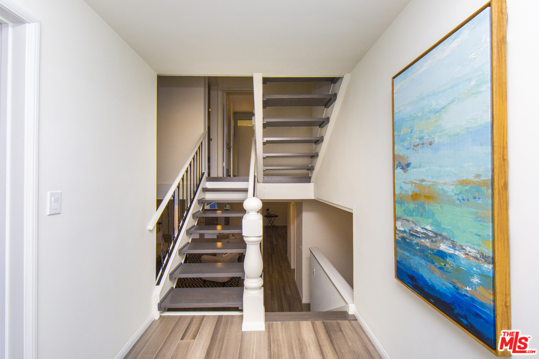 7900 West 83rd Street Playa del Rey, CA 90293 - Photo 8 of 39 Gallery Image 8