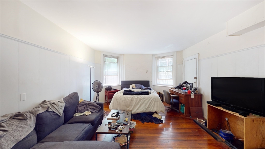 1069 Beacon Street, Unit BR Brookline, MA 02446 - Photo 4 of 10