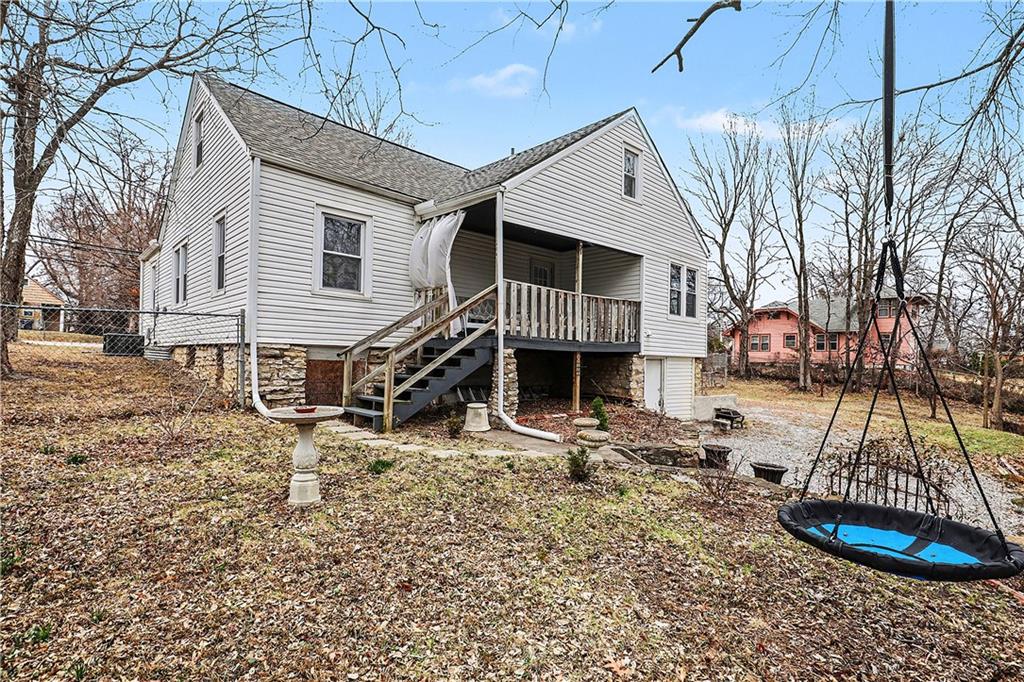 3705 Northeast Russell Rd. Kansas City, MO 64117 - Photo 25 of 35