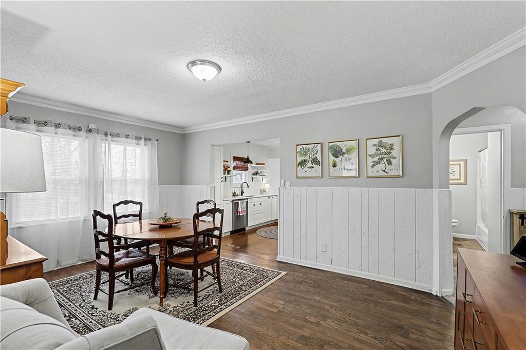 3705 Northeast Russell Rd. Kansas City, MO 64117 - Photo 3 of 35