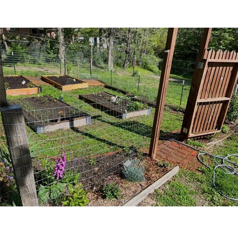 3705 Northeast Russell Rd. Kansas City, MO 64117 - Photo 34 of 35