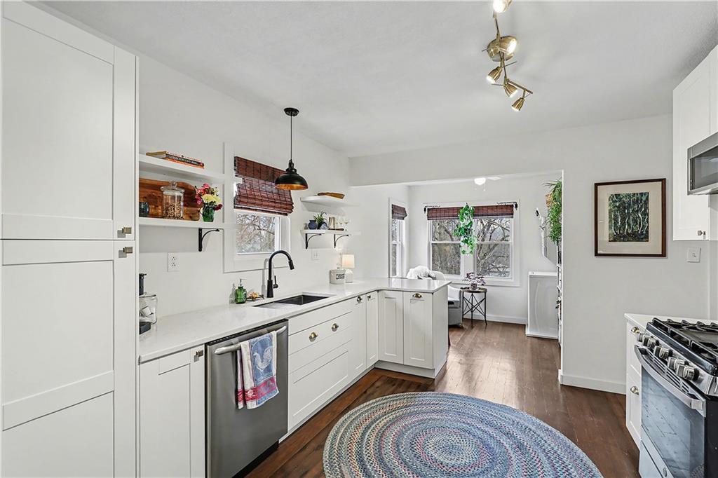 3705 Northeast Russell Rd. Kansas City, MO 64117 - Photo 9 of 35