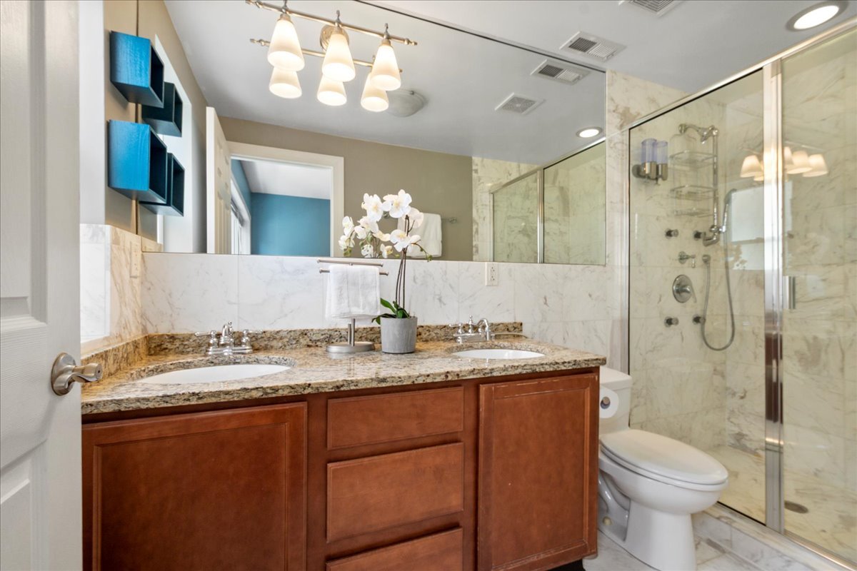 820 Dobson Street, Unit 3E Evanston, IL 60202 - Photo 13 of 19