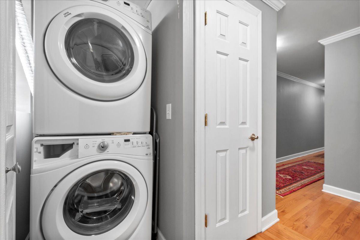 820 Dobson Street, Unit 3E Evanston, IL 60202 - Photo 9 of 19