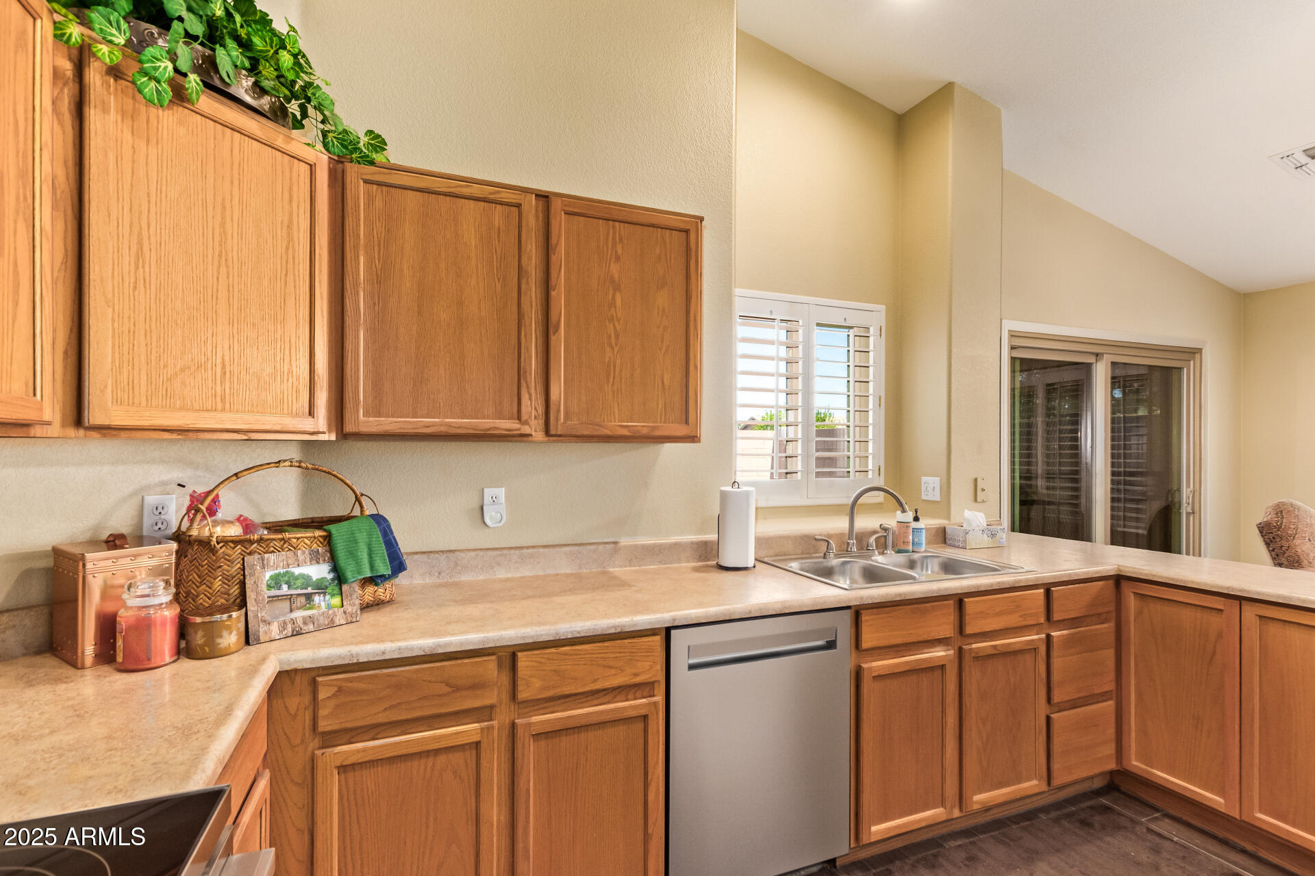 174 West Del Rio Street Gilbert, AZ 85233 - Photo 20 of 49 18 - Del Rio