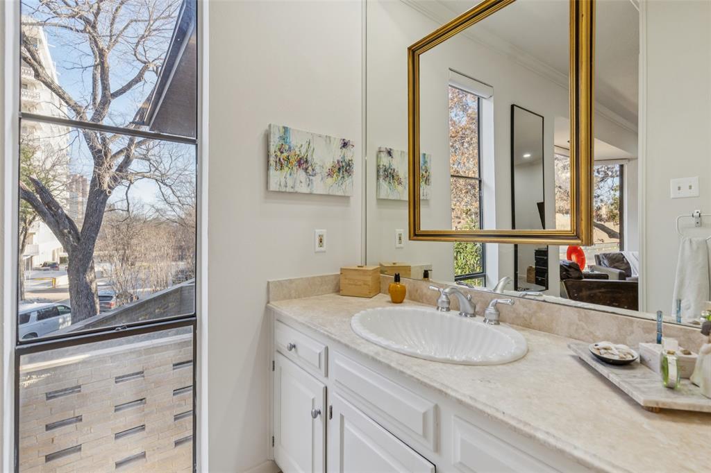 3727 Gilbert Avenue, Unit A Dallas, TX 75219 - Photo 18 of 26