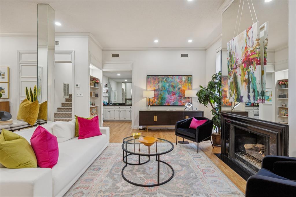 3727 Gilbert Avenue, Unit A Dallas, TX 75219 - Photo 3 of 26