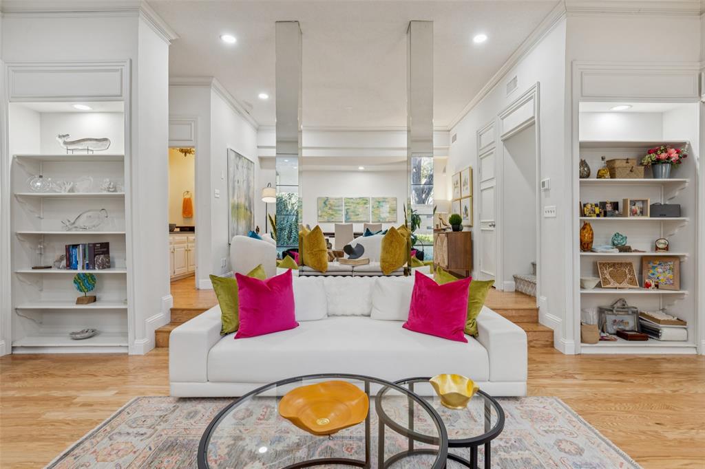 3727 Gilbert Avenue, Unit A Dallas, TX 75219 - Photo 4 of 26