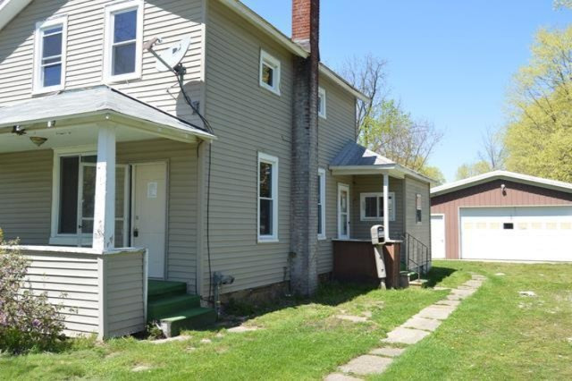 609 French Street Three Rivers, MI 49093 - Photo 2 of 4 DSC_0009