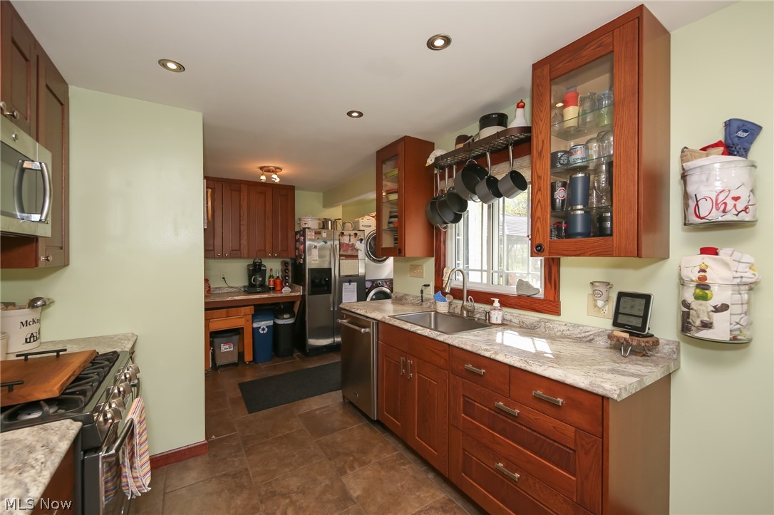 1613 Grandview Road Lake Milton, OH 44429 - Photo 6 of 23 Gallery Image 6