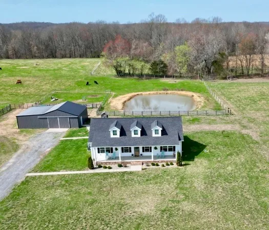 $779,900 | 1212 Smith Thompson Road, Bethpage, TN 37022