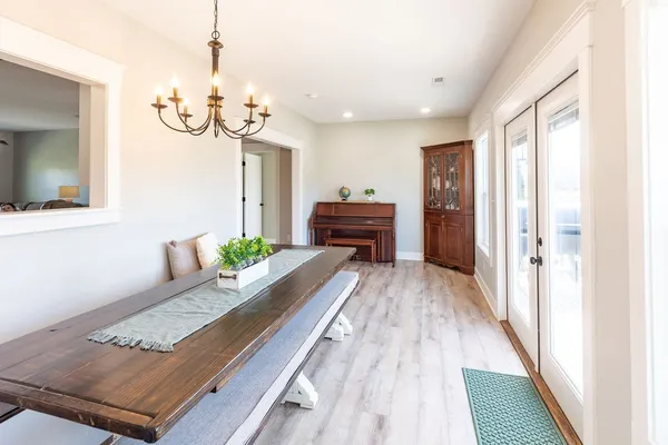 $779,900 | 1212 Smith Thompson Road, Bethpage, TN 37022