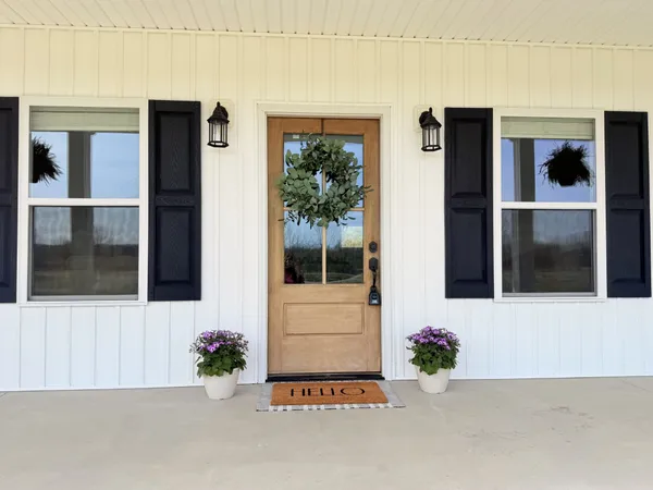 $779,900 | 1212 Smith Thompson Road, Bethpage, TN 37022