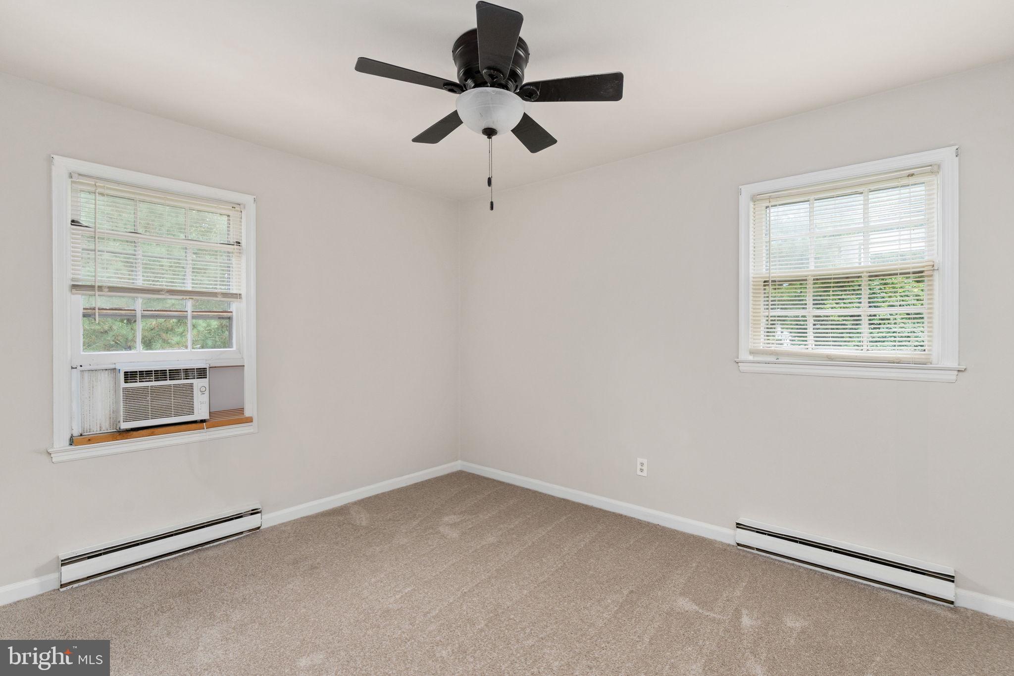 14208 Springfield Lane King George, VA 22485 - Photo 20 of 41 an empty room with a window