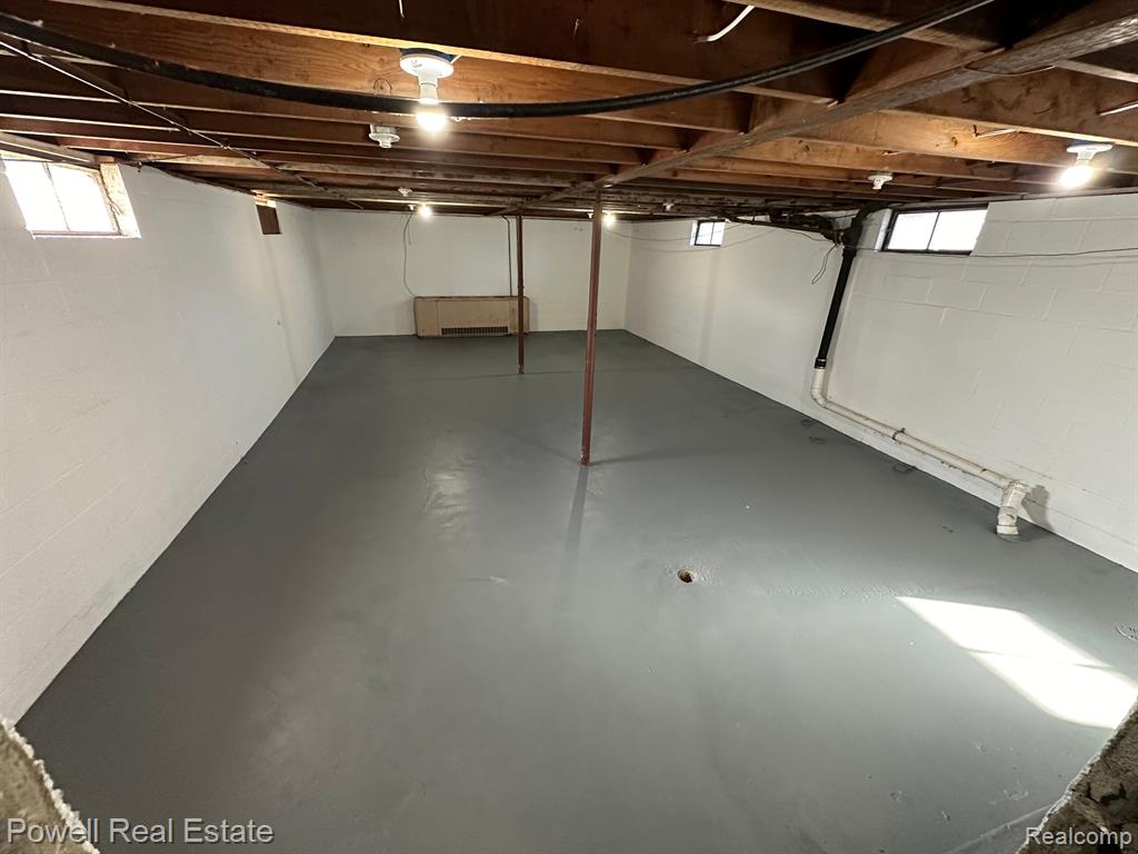 400 Broadway Street Pontiac, MI 48342 - Photo 24 of 24