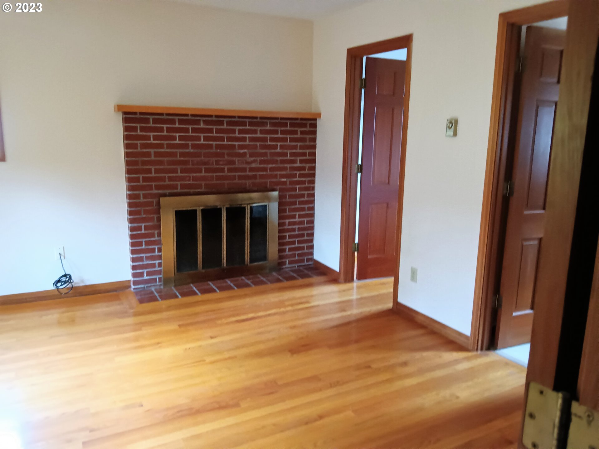 51 Stewart Road Stevenson, WA 98648 - Photo 25 of 30 a view of empty room with wooden floor