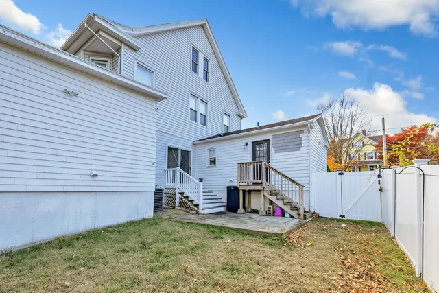 $629,900 | 93 Myrtle Street, Shelton, CT 06484