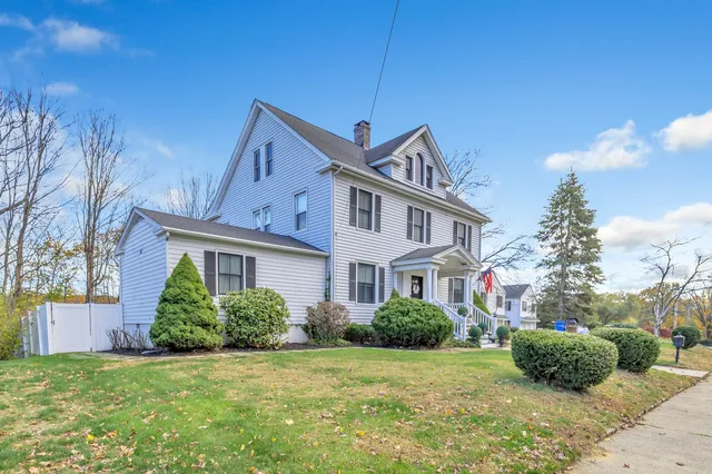 $629,900 | 93 Myrtle Street, Shelton, CT 06484