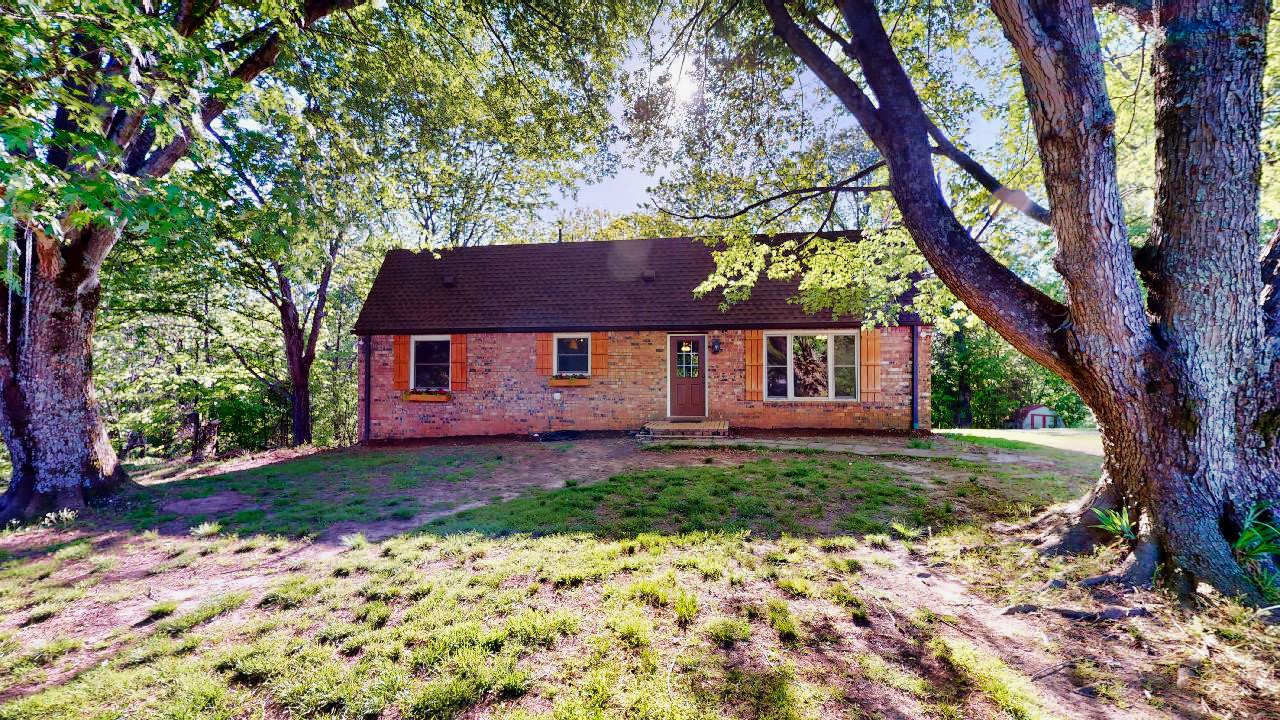 1034 Spring Creek Road Chapmansboro, TN 37035 - Photo 1 of 70 Gallery Image 1