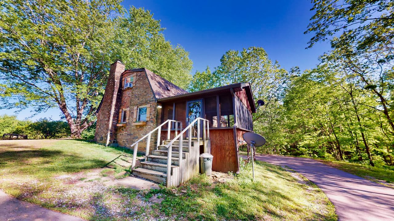 1034 Spring Creek Road Chapmansboro, TN 37035 - Photo 4 of 70 Gallery Image 4
