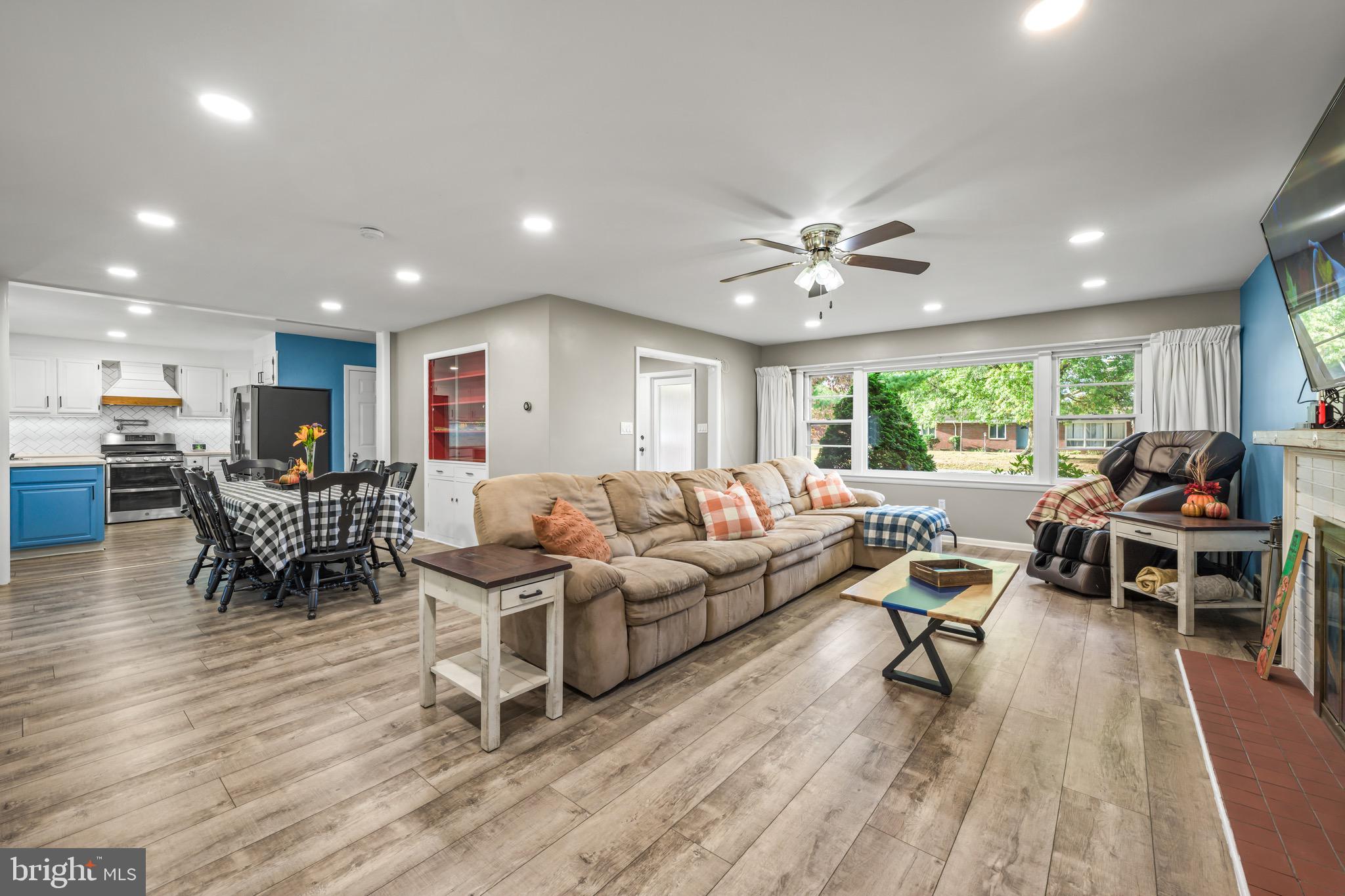 376 Griscom Drive Mannington, NJ 08079 - Photo 3 of 48 a living room with furniture and a large window