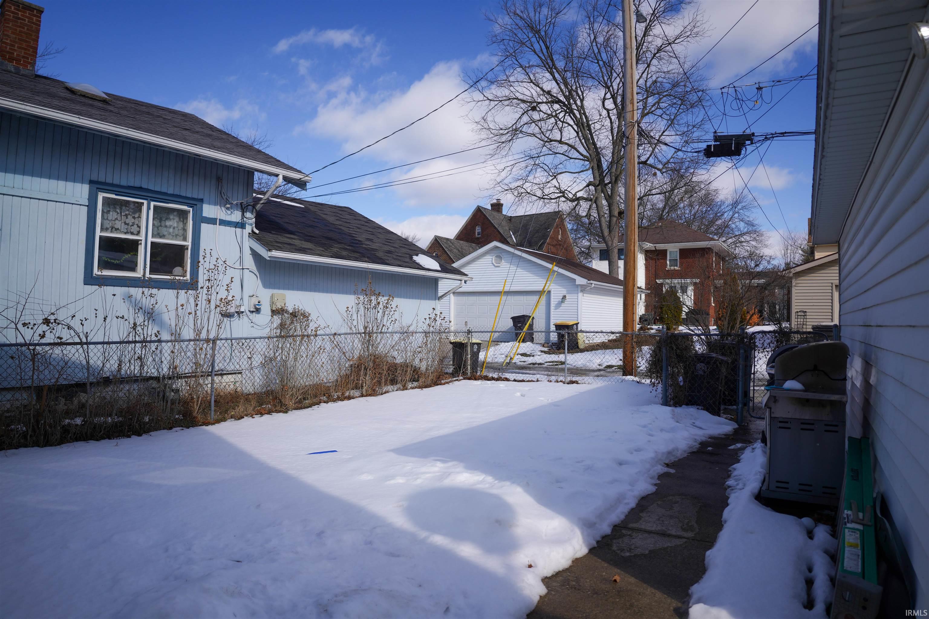 2728 Crescent Avenue Fort Wayne, IN 46805 - Photo 5 of 15