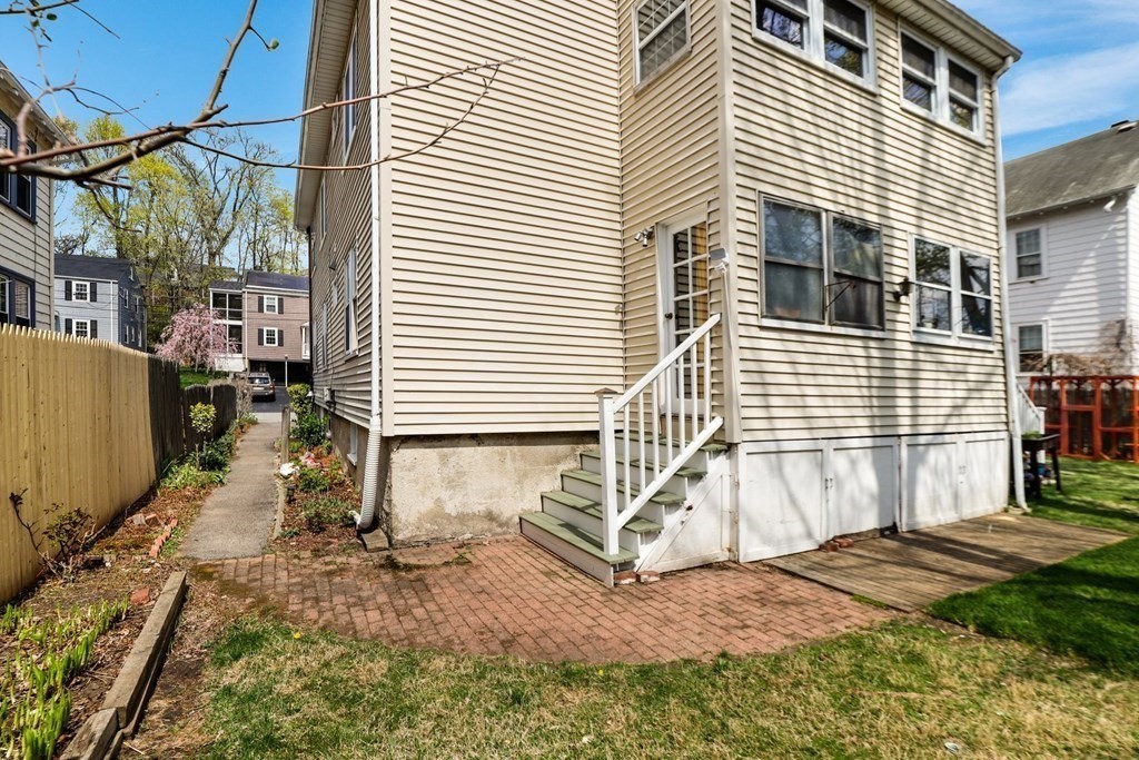 16-18 Whittemore Road, Unit 2 Newton, MA 02458 - Photo 27 of 30 Gallery Image 27
