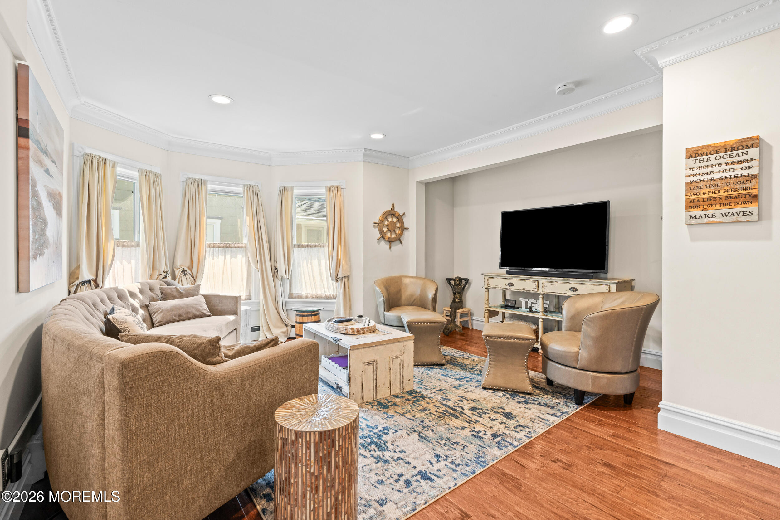 75 Webb Avenue, Unit UPPER WEEKLY Ocean Grove, NJ 07756 - Photo 10 of 41 Spacious Living Room