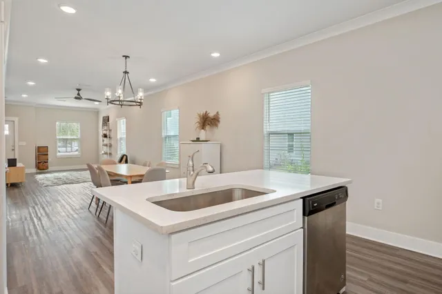 $220,000 | 320 North Sand Palm Road, Freeport, FL 32439