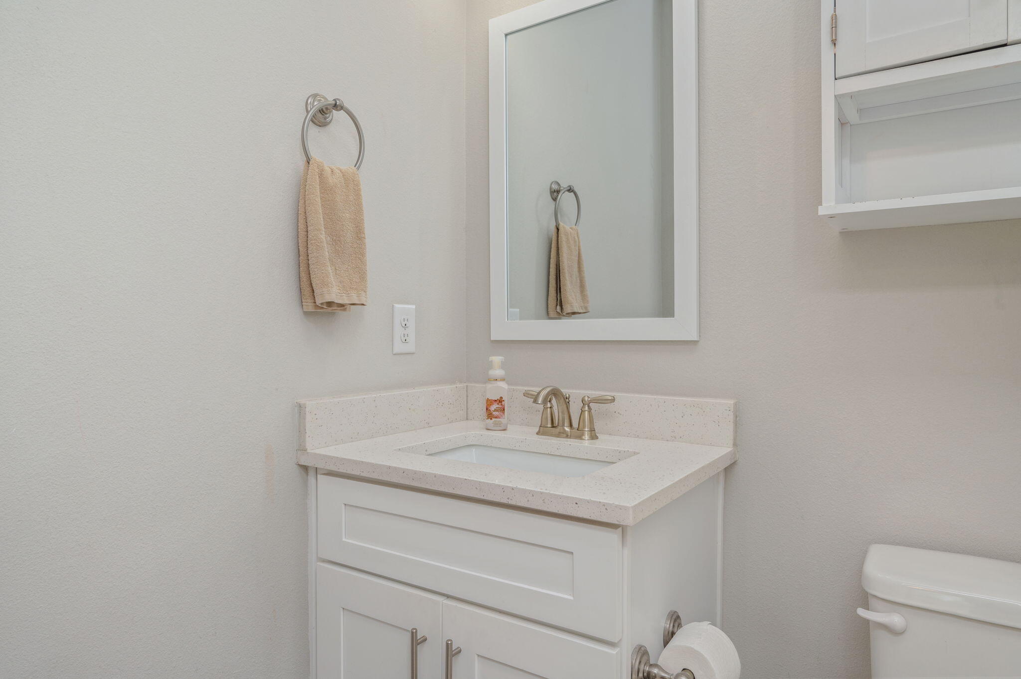 320 North Sand Palm Road Freeport, FL 32439 - Photo 17 of 30 Master Bathroom