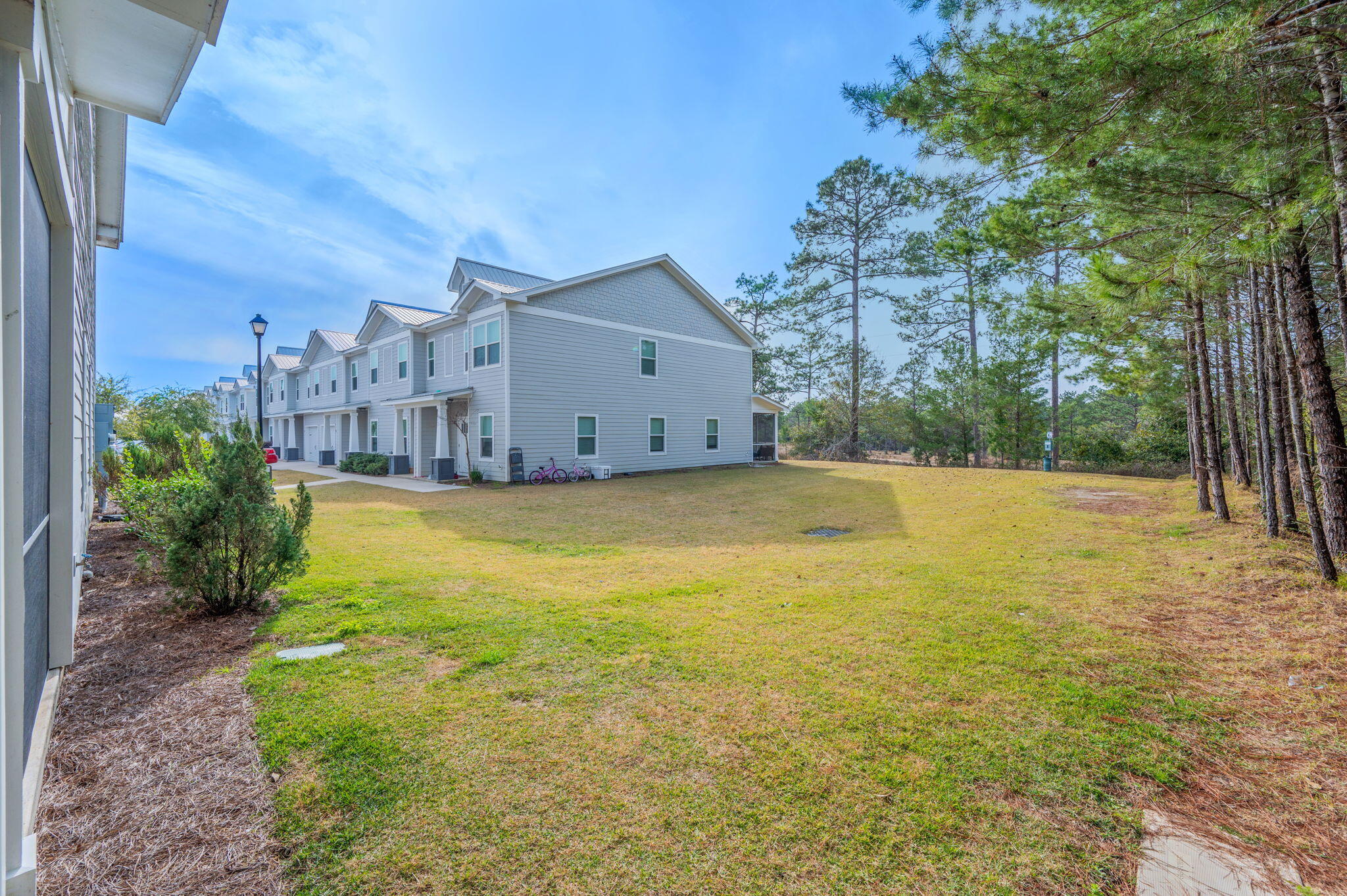 320 North Sand Palm Road Freeport, FL 32439 - Photo 29 of 30 Greenspace/Pet area