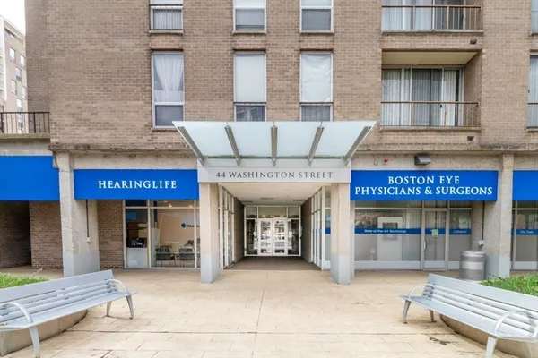 $4,200 | 44 Washington Street, Unit 601, Brookline, MA 02445