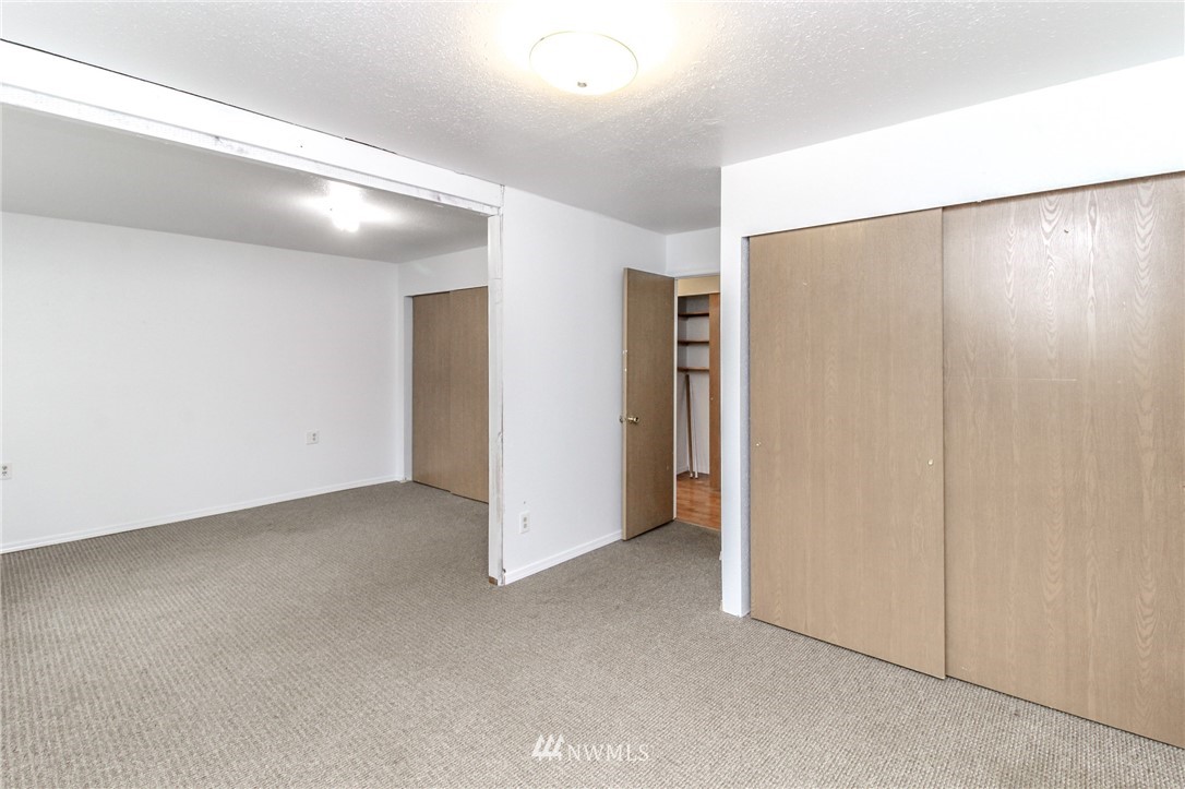 6807 345th Street South Roy, WA 98580 - Photo 17 of 39