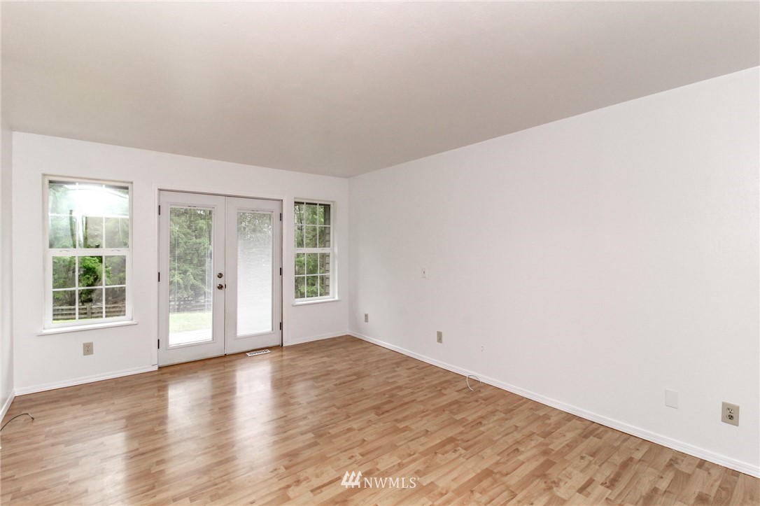 6807 345th Street South Roy, WA 98580 - Photo 21 of 39