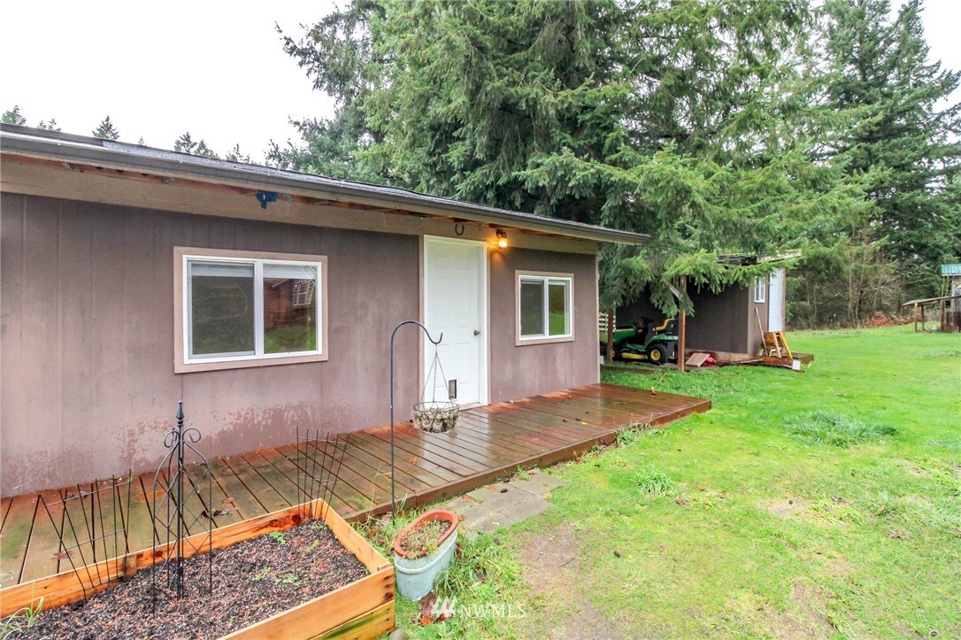 6807 345th Street South Roy, WA 98580 - Photo 29 of 39