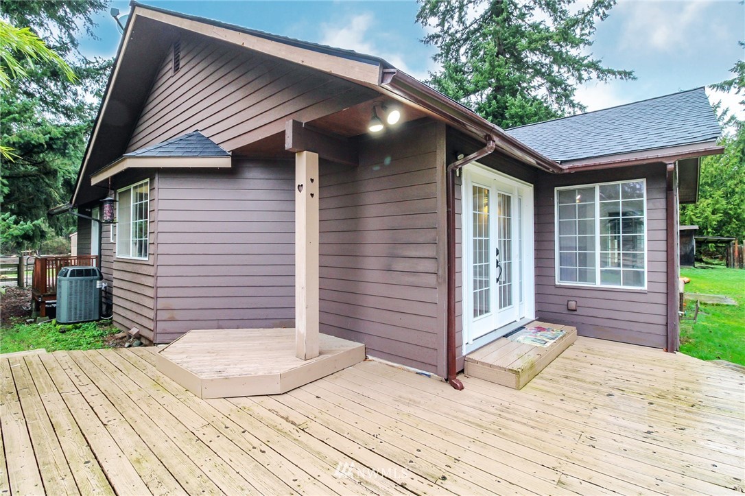 6807 345th Street South Roy, WA 98580 - Photo 35 of 39