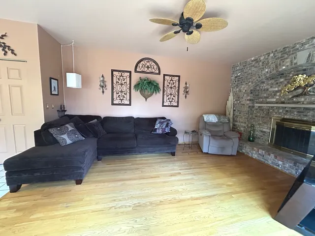 $439,900 | 620 Old Oak Circle, Algonquin, IL 60102