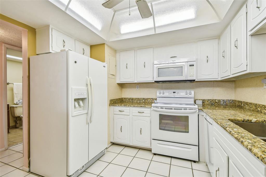17920 Gulf Boulevard, Unit 208 Redington Shores, FL 33708 - Photo 13 of 98