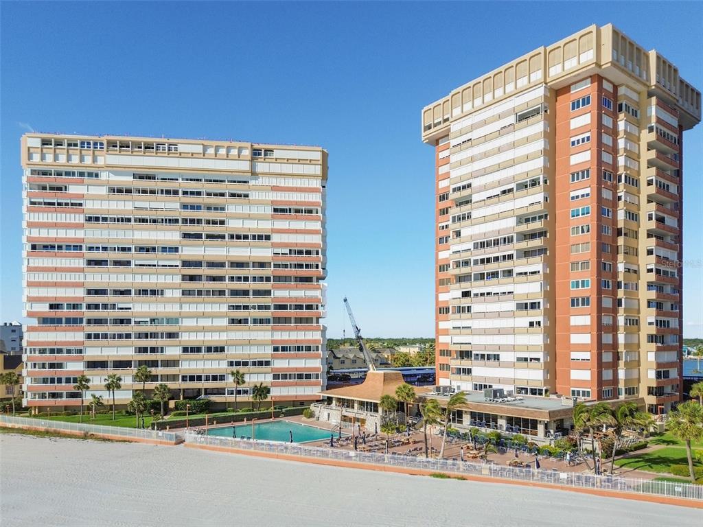17920 Gulf Boulevard, Unit 208 Redington Shores, FL 33708 - Photo 67 of 98 a front view of a building