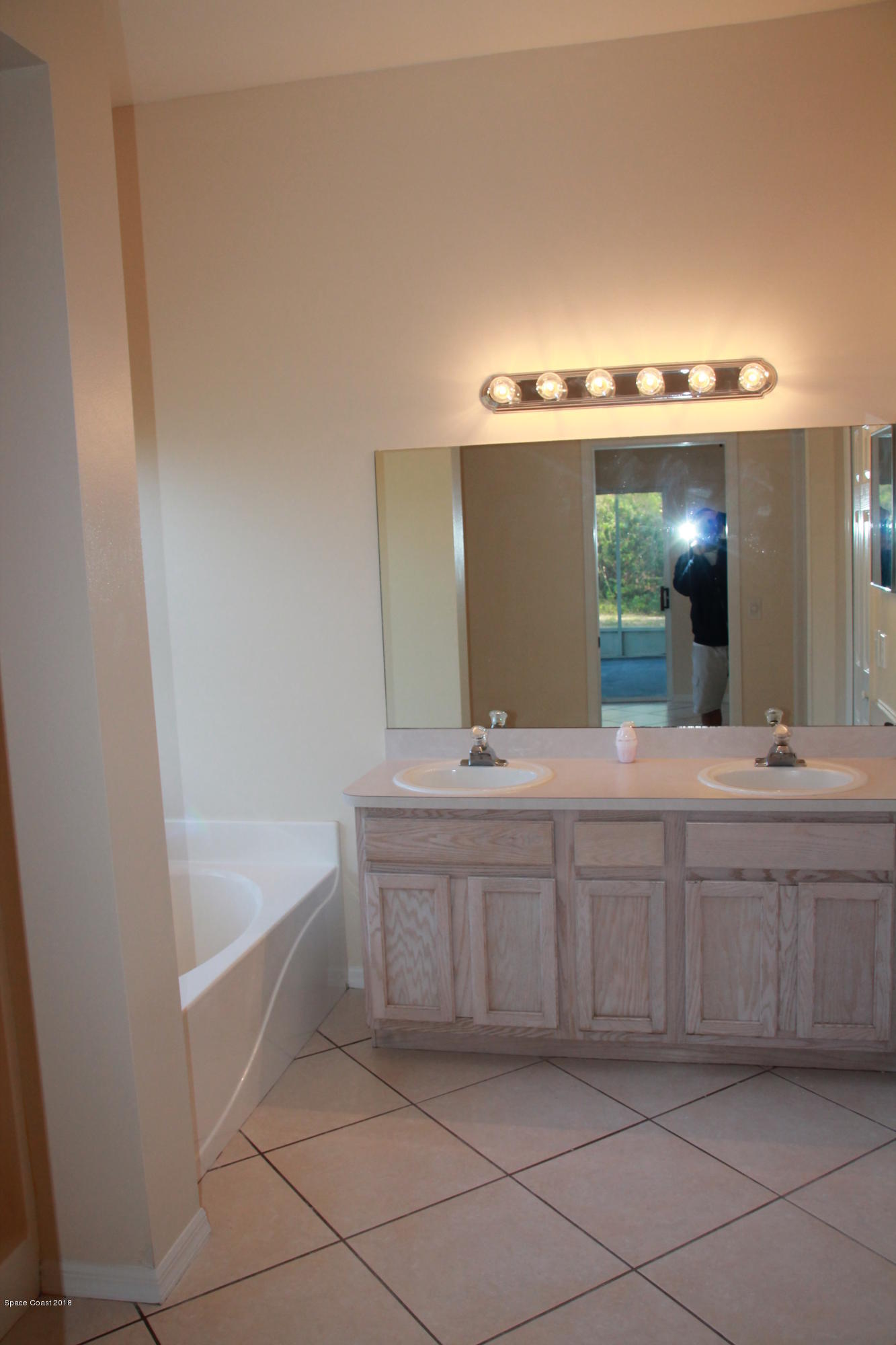 771 Titan Road Southeast Palm Bay, FL 32909 - Photo 12 of 19 Master Vanity