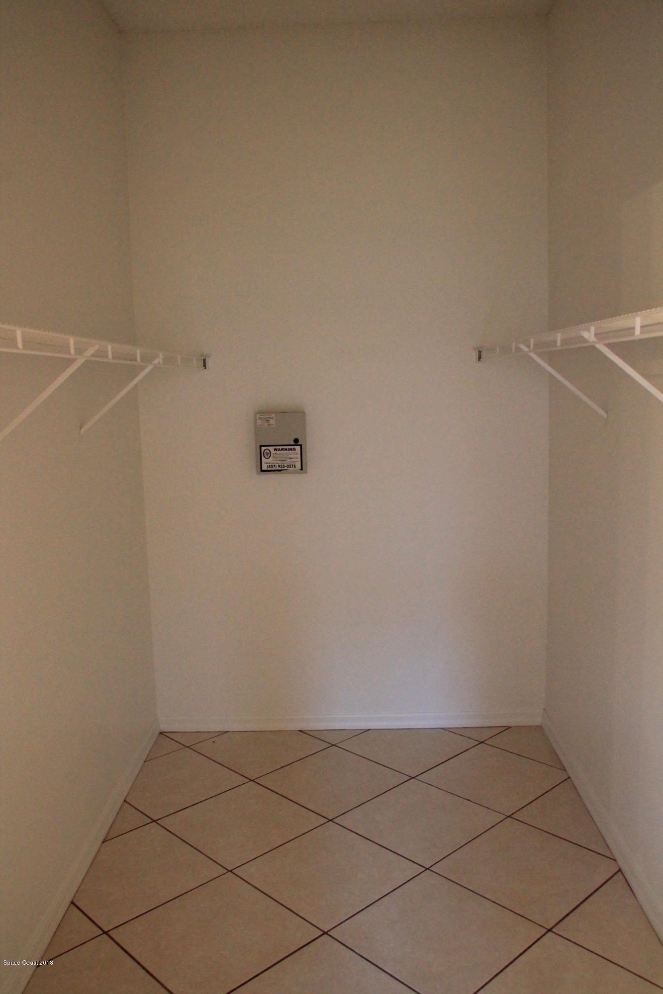 771 Titan Road Southeast Palm Bay, FL 32909 - Photo 13 of 19 Master Walk IN