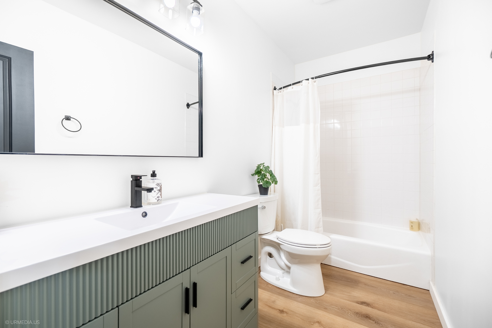 1425 West Fillmore Street, Unit 1 Chicago, IL 60607 - Photo 13 of 23