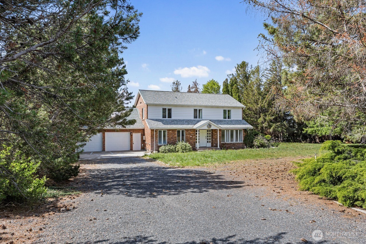 5207 Painted Hills Road Ephrata, WA 98823 - Photo 5 of 40