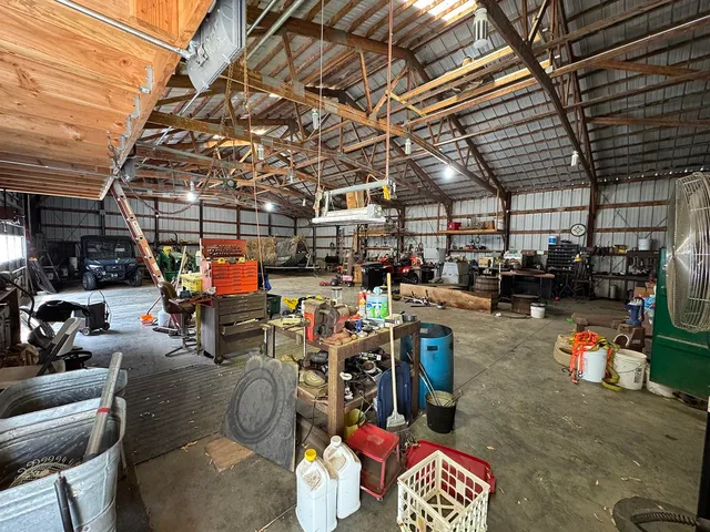 $325,000 | 23633 Carroll Road, Lanark, IL 61046