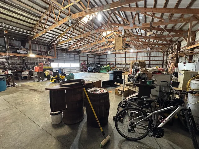 $325,000 | 23633 Carroll Road, Lanark, IL 61046