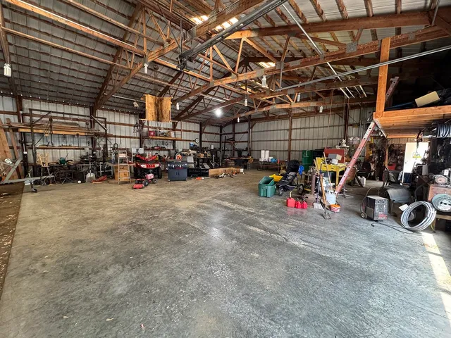 $325,000 | 23633 Carroll Road, Lanark, IL 61046