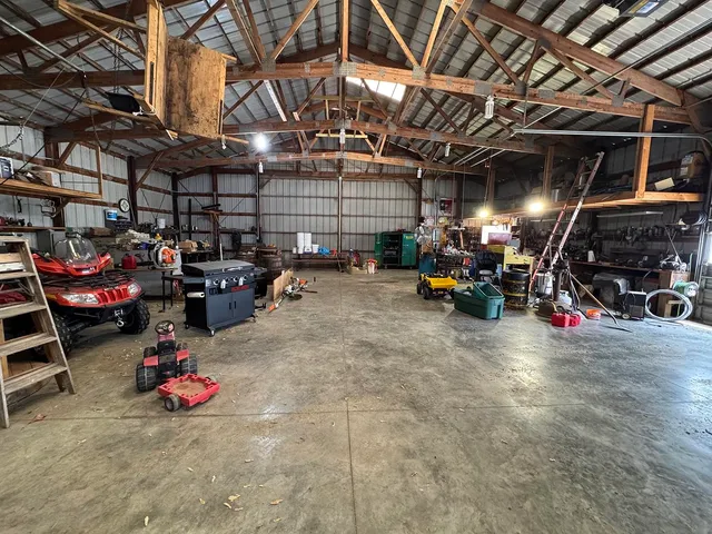 $325,000 | 23633 Carroll Road, Lanark, IL 61046