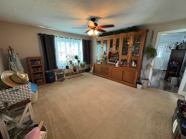 $325,000 | 23633 Carroll Road, Lanark, IL 61046