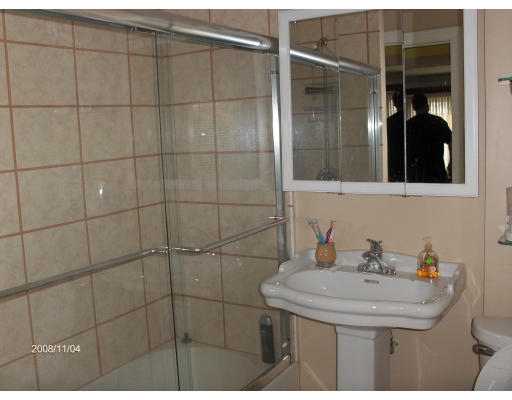 1218 Page Boulevard Springfield, MA 01104 - Photo 10 of 12 Gallery Image 10